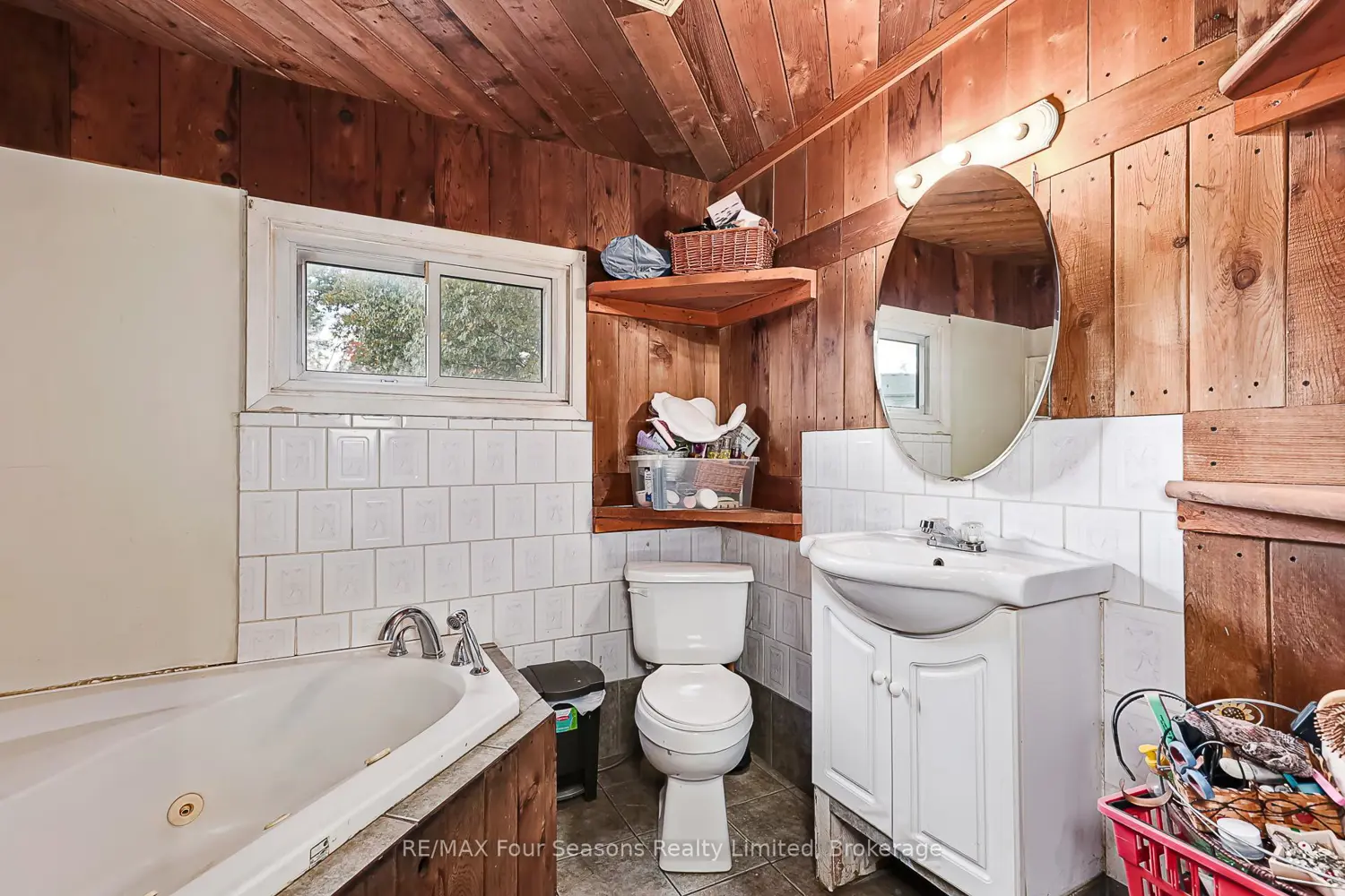 Additional image 11 of 24 Indianola Crescent