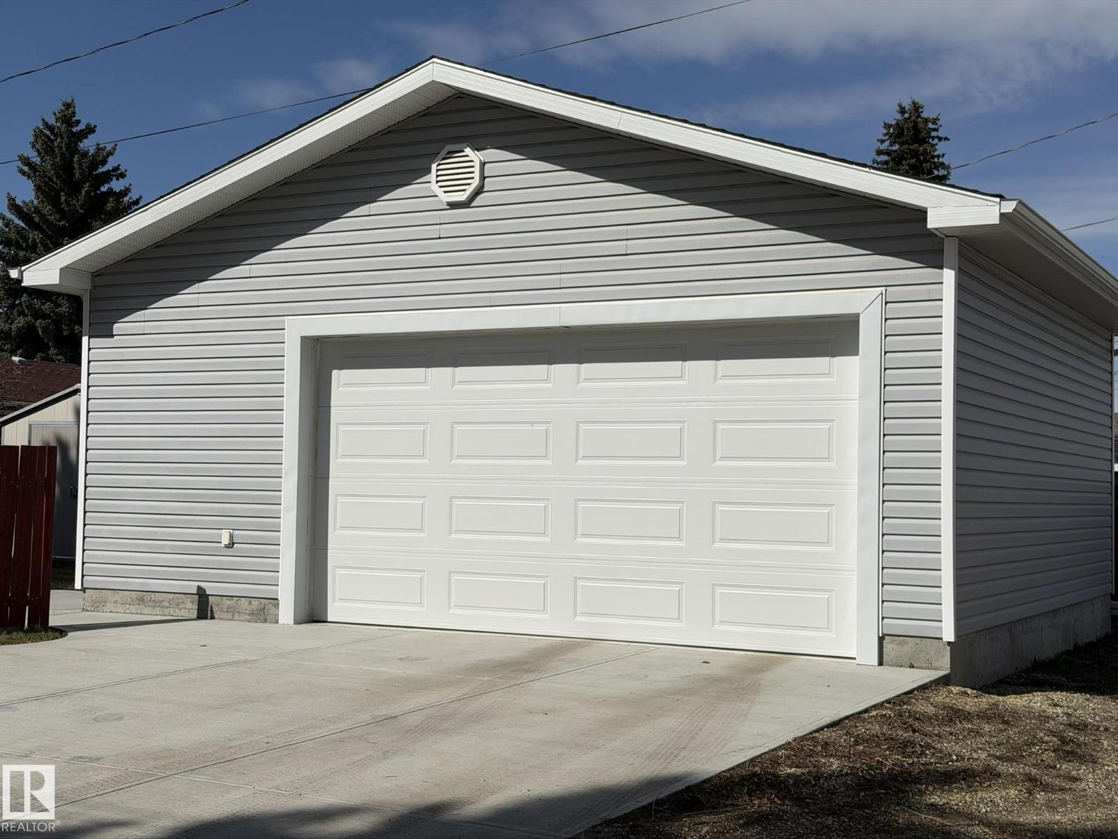 Additional image 5 of 13437 118 Street NW, Edmonton, AB, T5E5L9