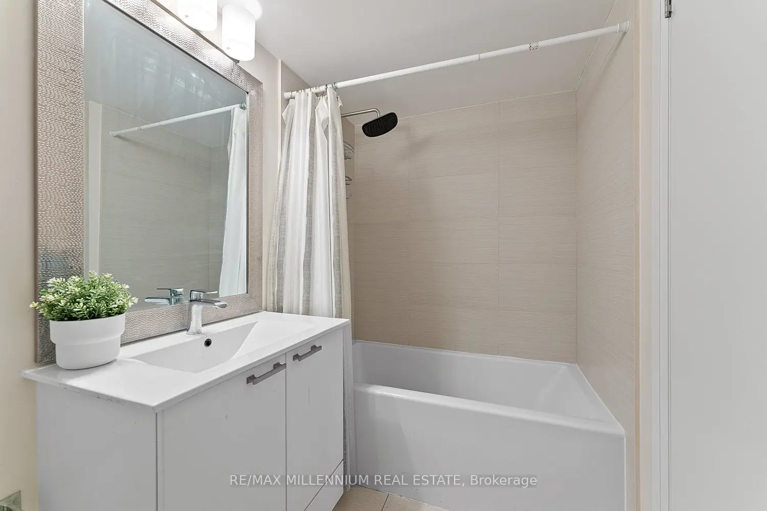 Additional image 17 of 2150 Lawrence Avenue 1609