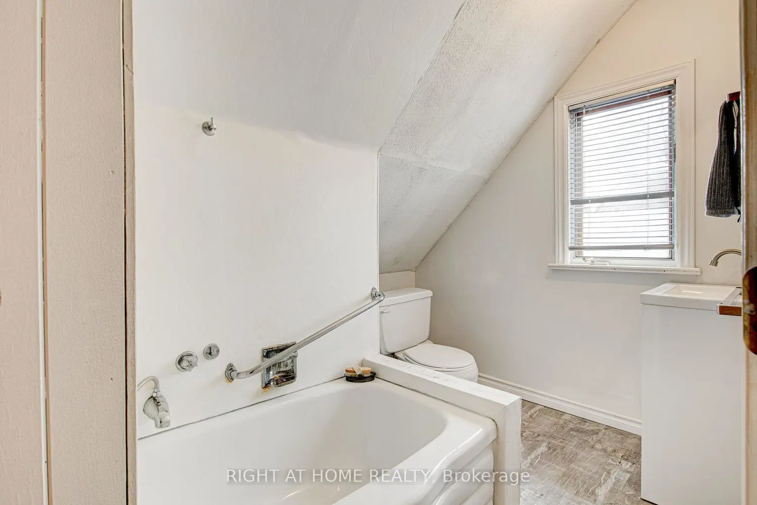 Additional image 10 of 18A Margaret Street