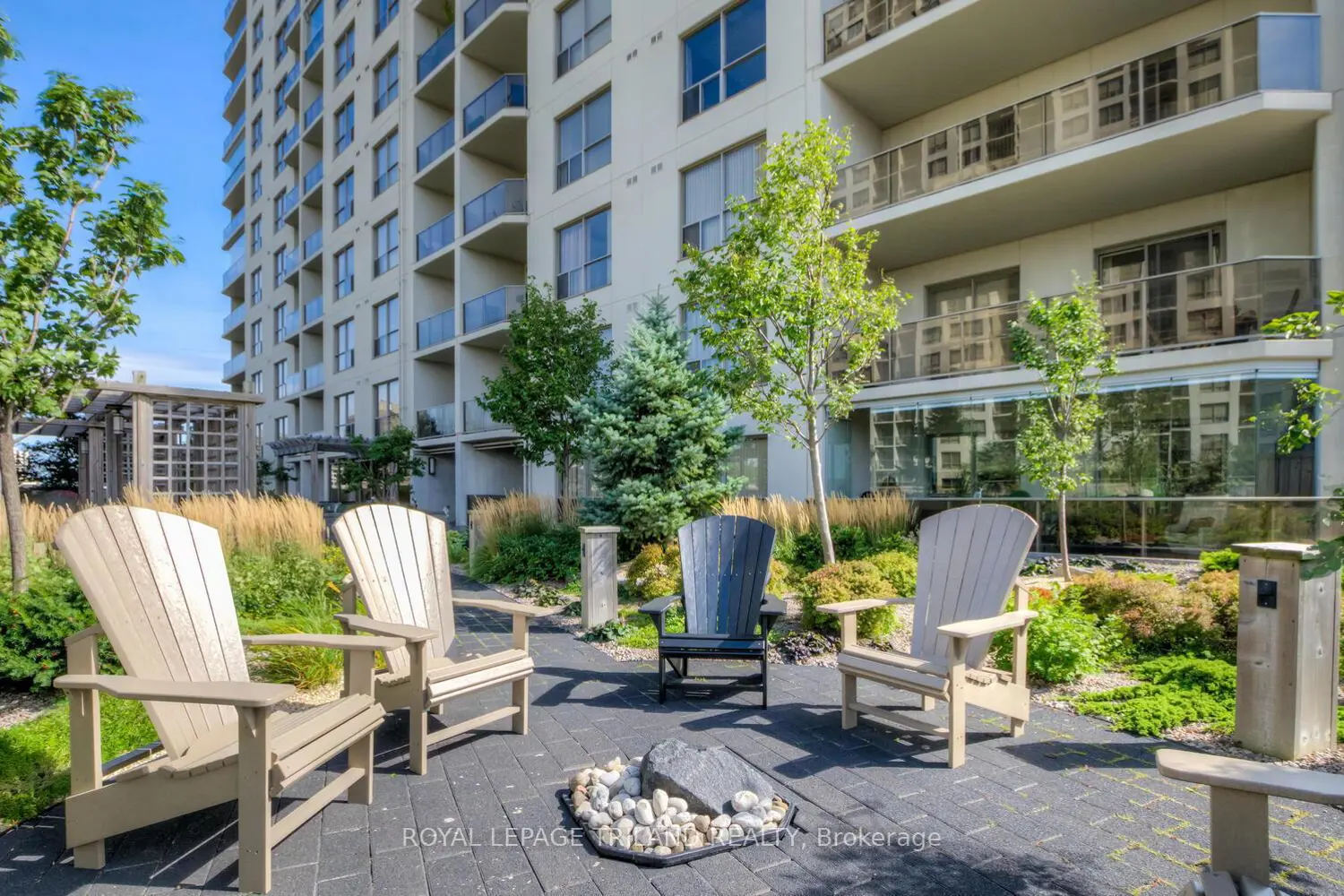 Additional image 16 of 330 Ridout Street 801