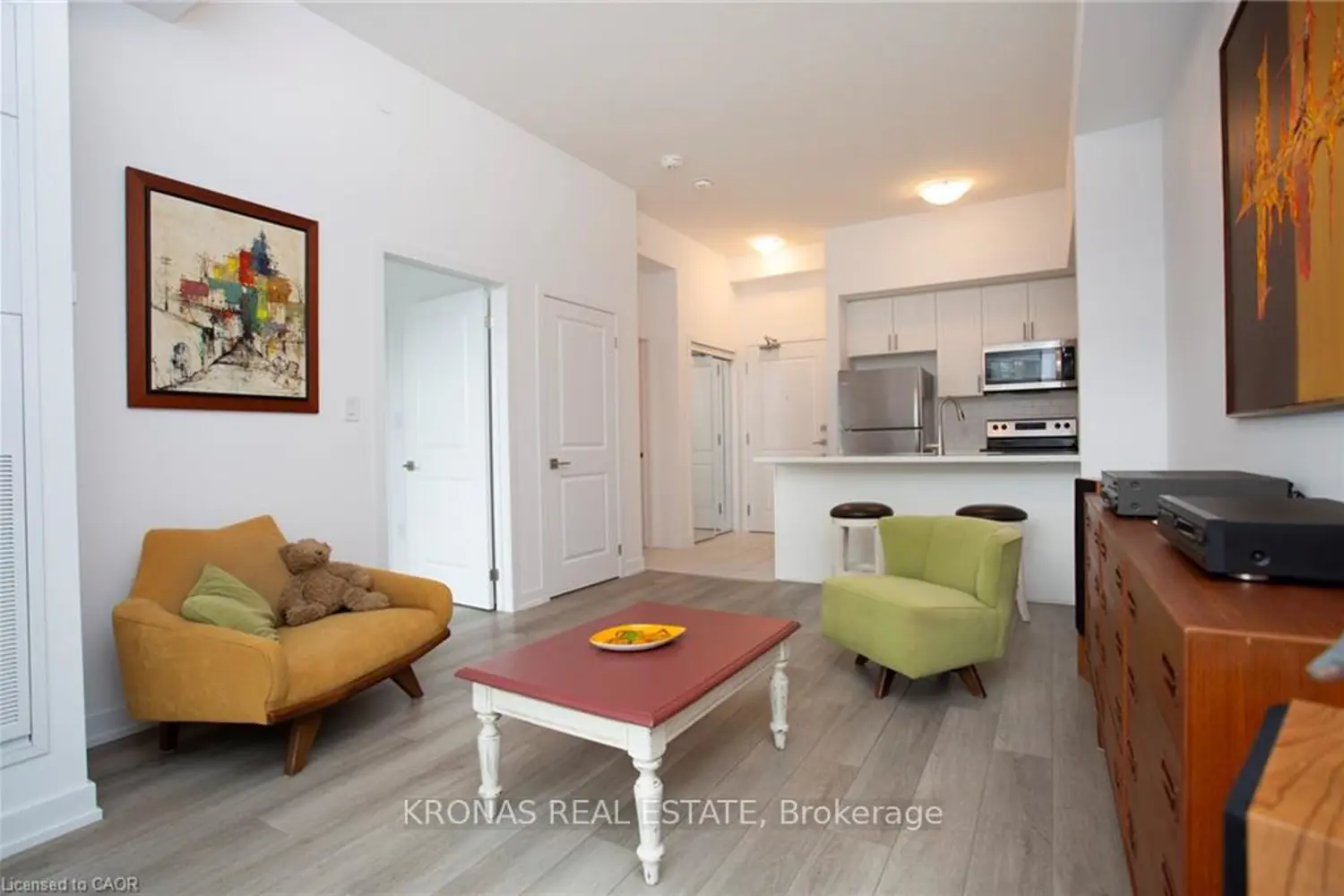Additional image 3 of 460 Dundas Street 119