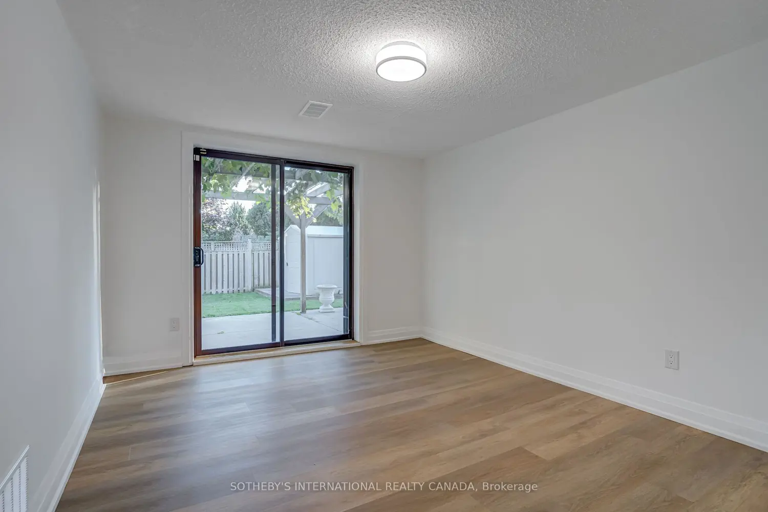 Additional image 14 of 34 Euphrasia Drive