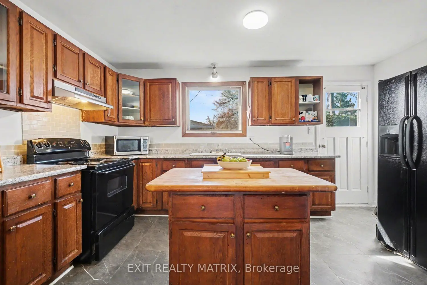 Additional image 6 of 1864 Lenester Avenue