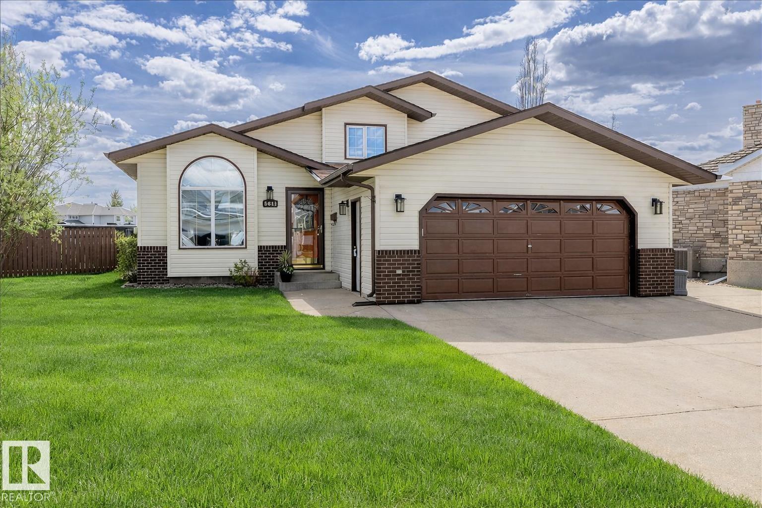 5611 152b Avenue NW, Edmonton, AB, T5A4X8