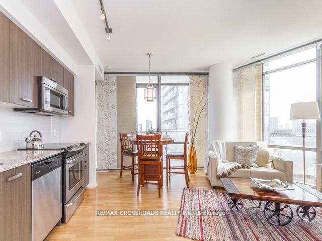 Additional image 6 of 1908-832 Bay Street, Toronto, ON, M5S 1Z6
