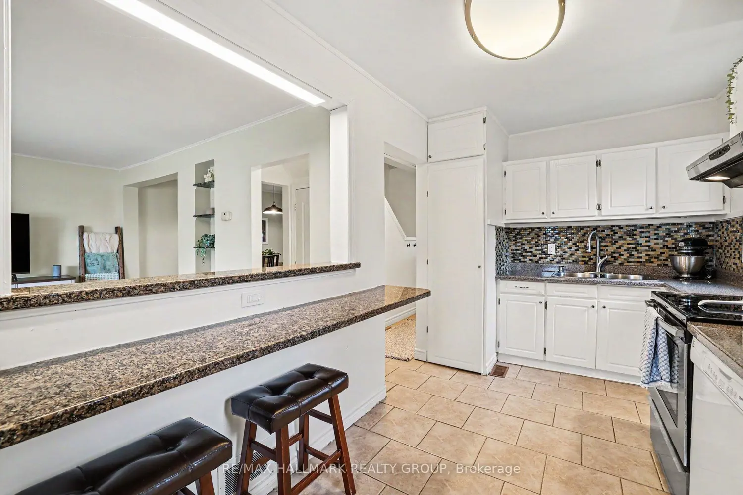 Additional image 6 of 138 Third Avenue
