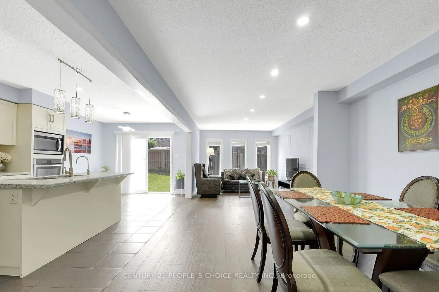 286 Macalister Boulevard photo 4