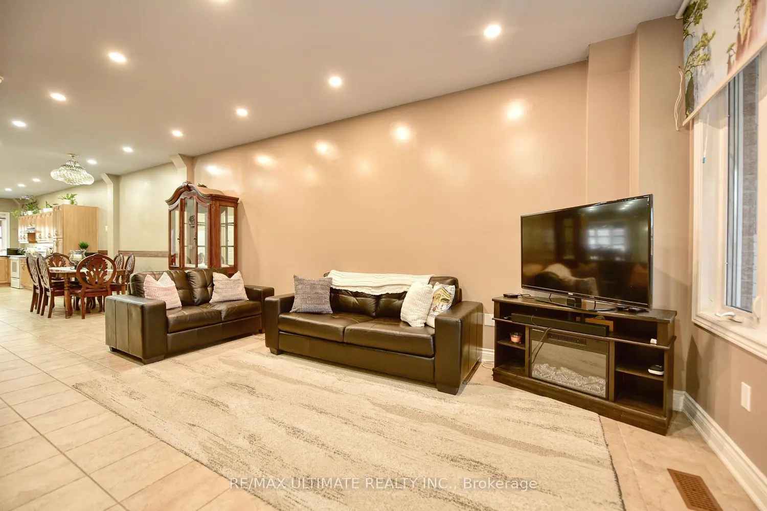 Additional image 7 of 227 Earlscourt Avenue