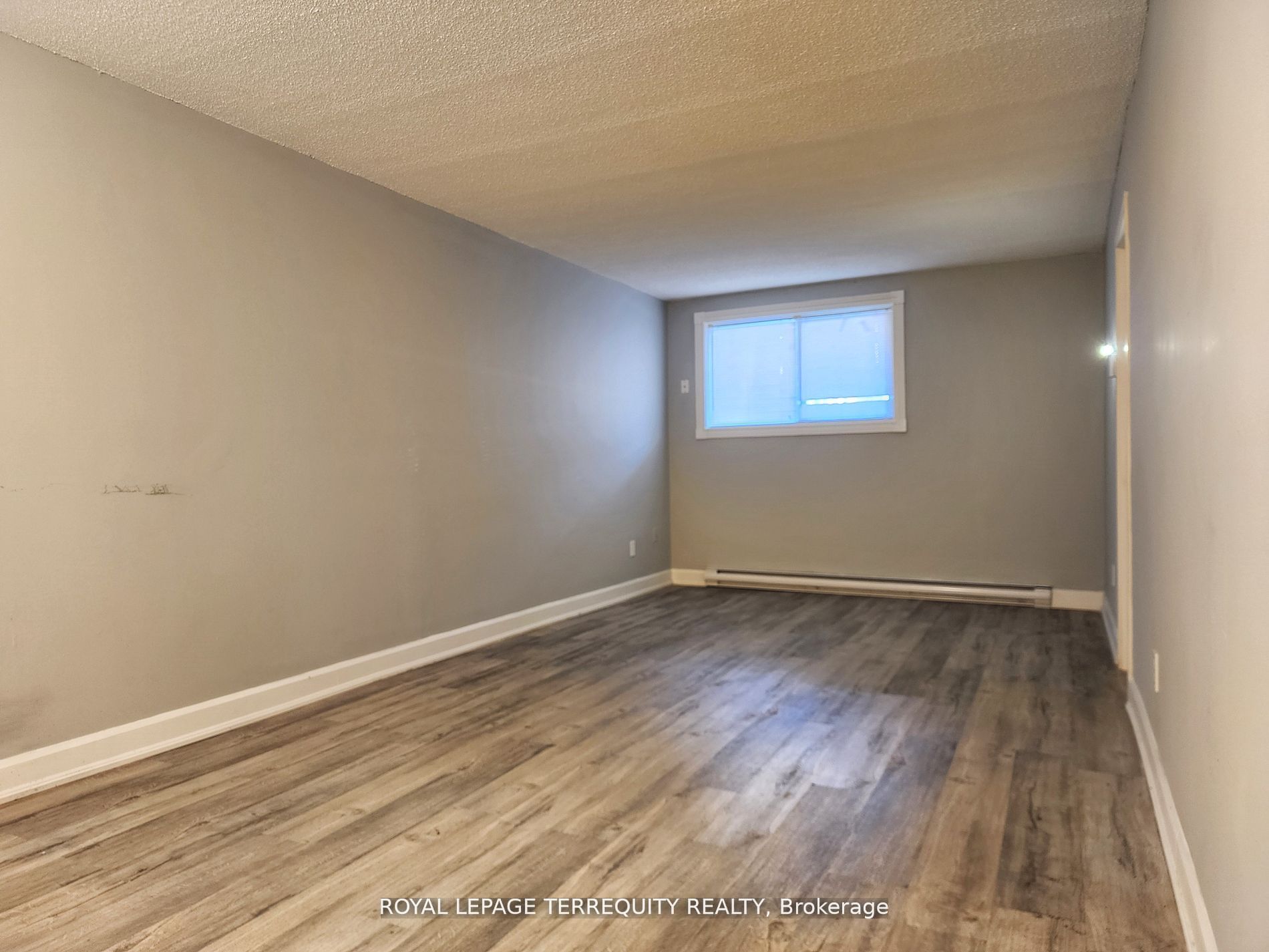 Additional image 3 of 2-207 Trent Street E, Whitby, ON, L1N 1L7