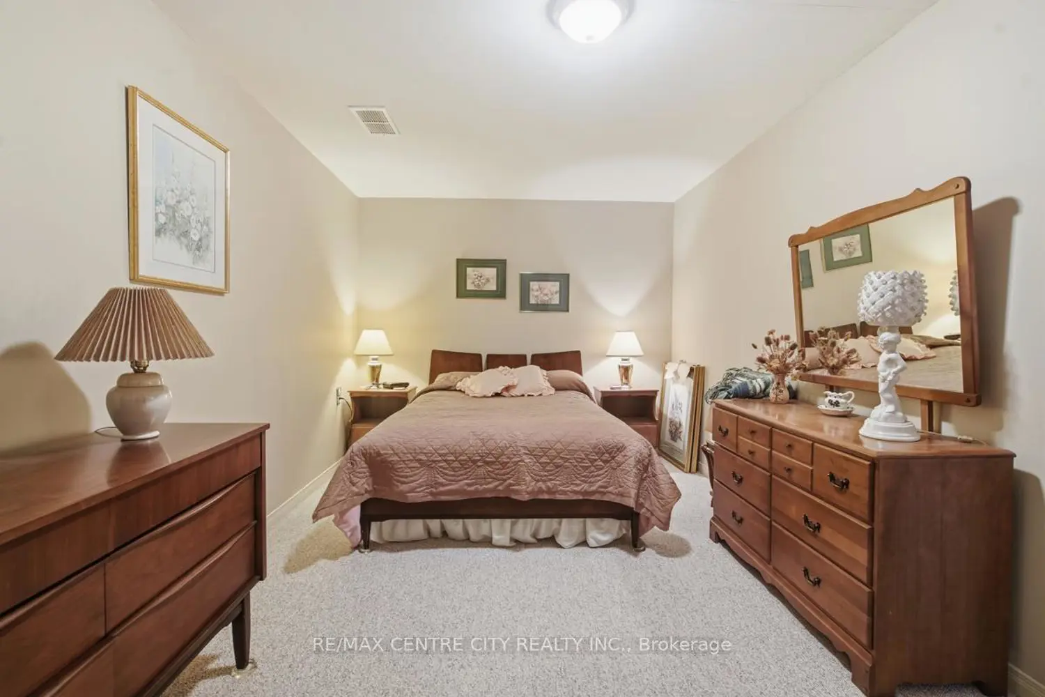 Additional image 13 of 48 Ilderbrook Circle