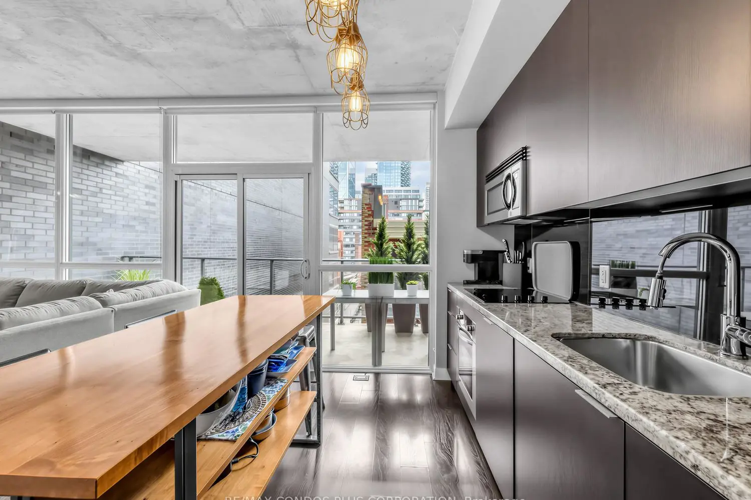 Additional image 9 of 478 King Street 412