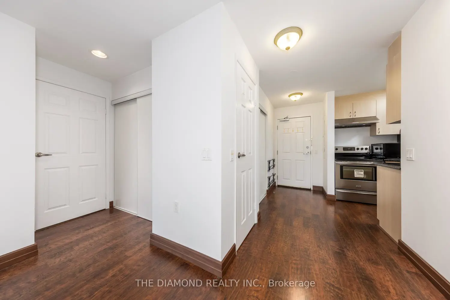 Additional image 3 of 15 Maplewood Avenue Ph 5