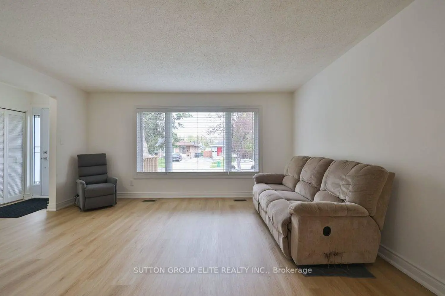 Additional image 6 of 1488 Swanage Crescent
