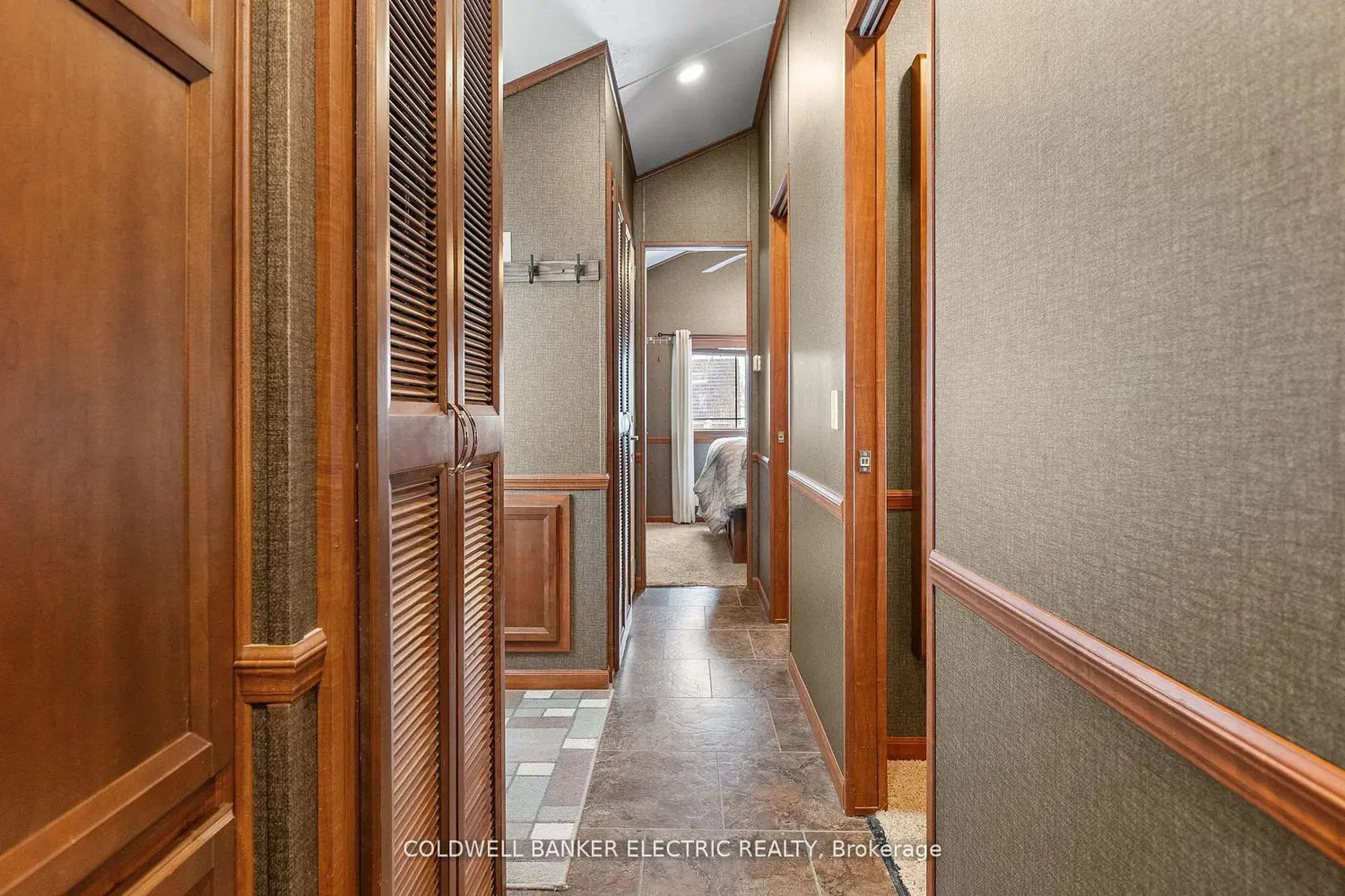 Additional image 10 of 5139 Halstead Beach Road 485B