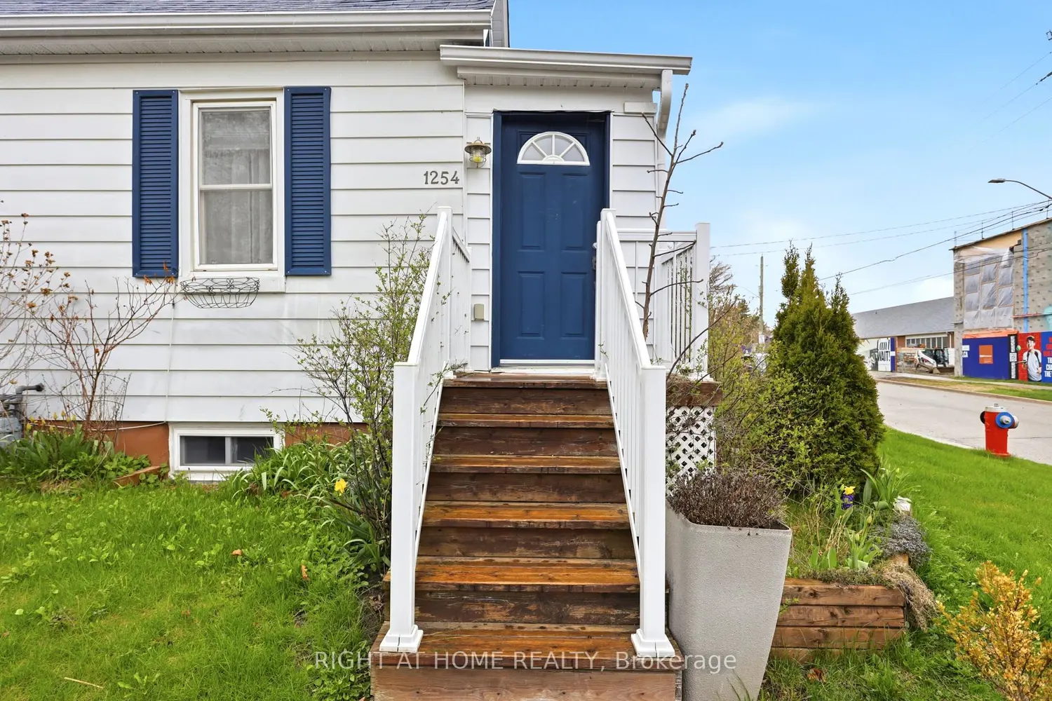 Additional image 3 of 1254 Meredith Avenue