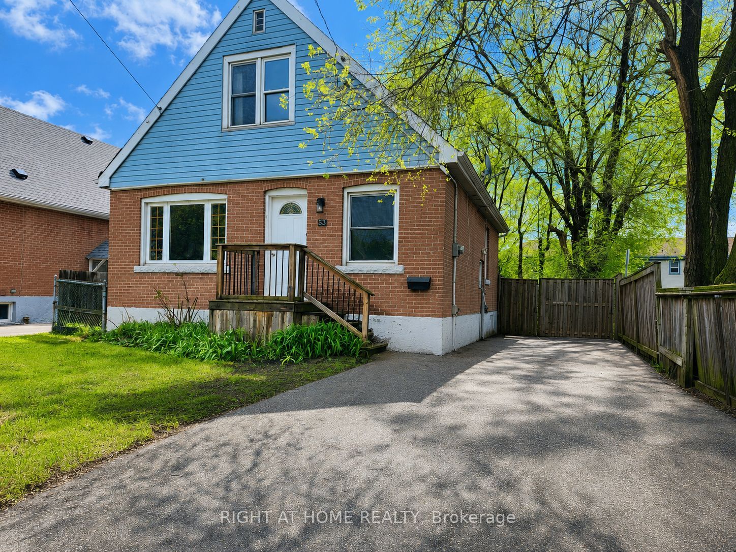 53 Shadyside Avenue, Hamilton, ON, L8V 3E2