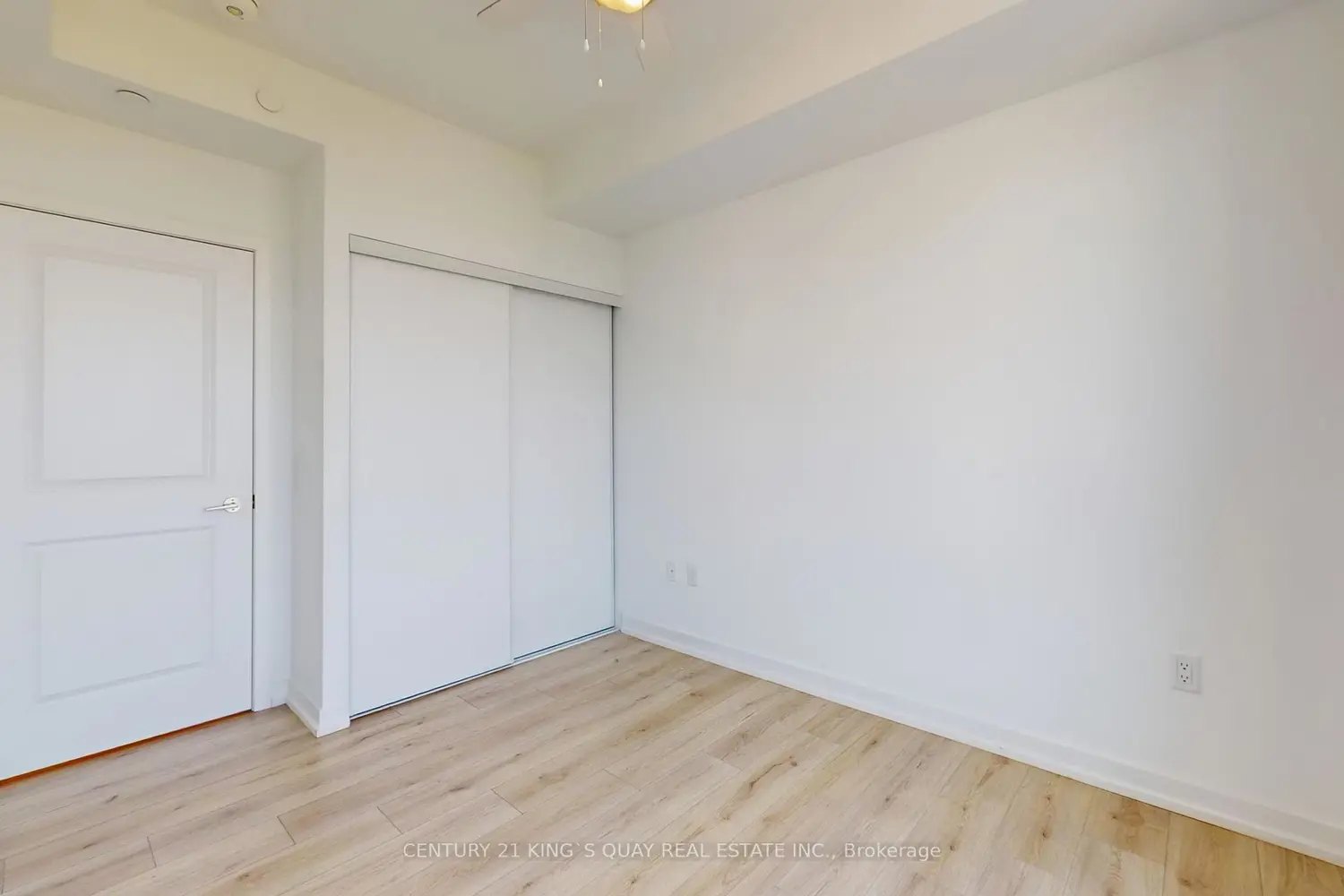 Additional image 10 of 395 Bloor Street 4710