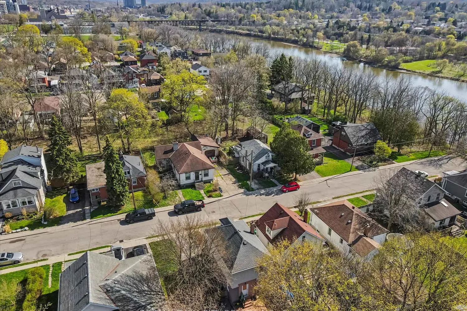 Additional image 18 of 15 Waterside Avenue