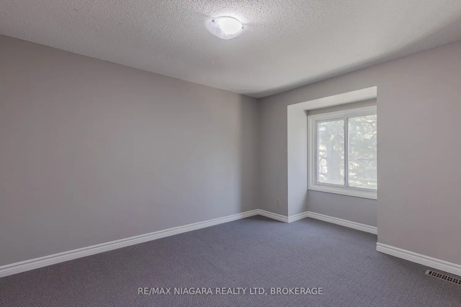 Additional image 10 of 6767 Thorold Stone Road 88