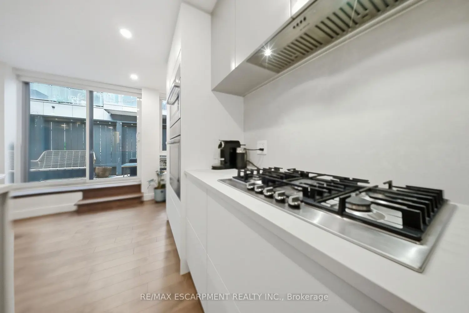 Additional image 6 of 127 Queen Street Th1