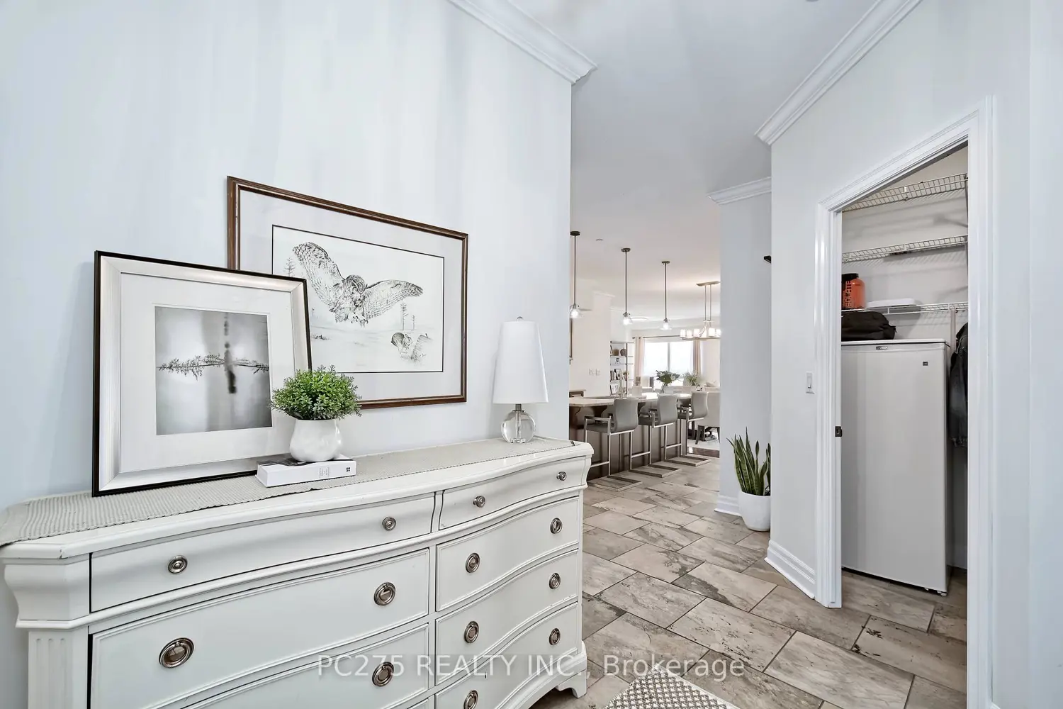 Additional image 2 of 330 Ridout Street 2401