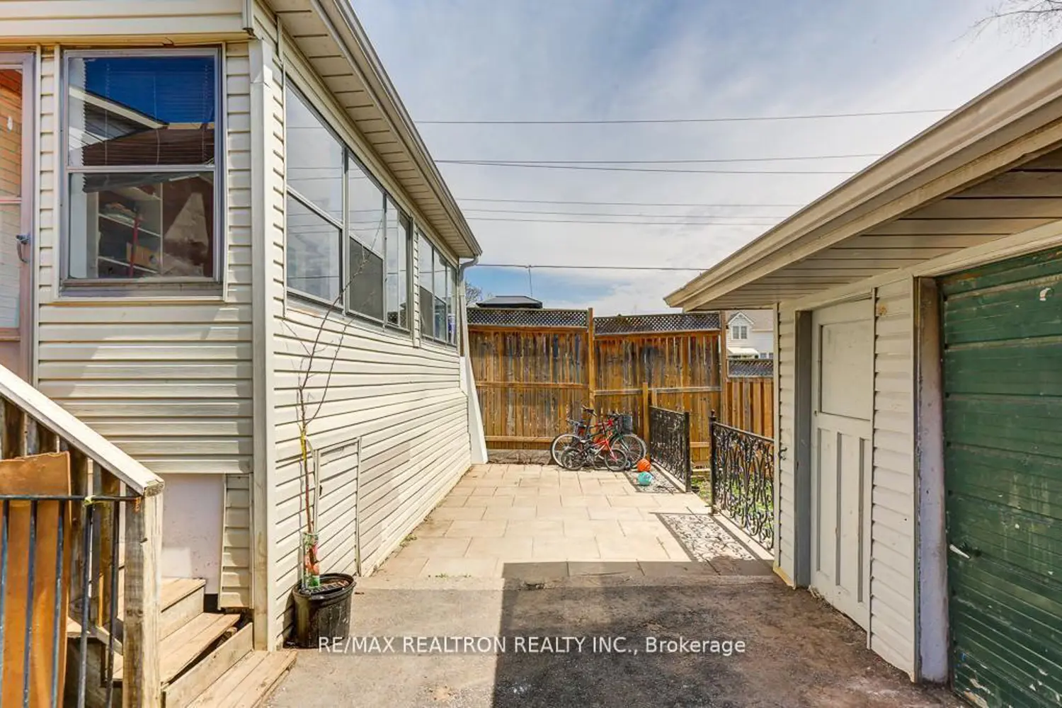Additional image 15 of 317 Gliddon Avenue