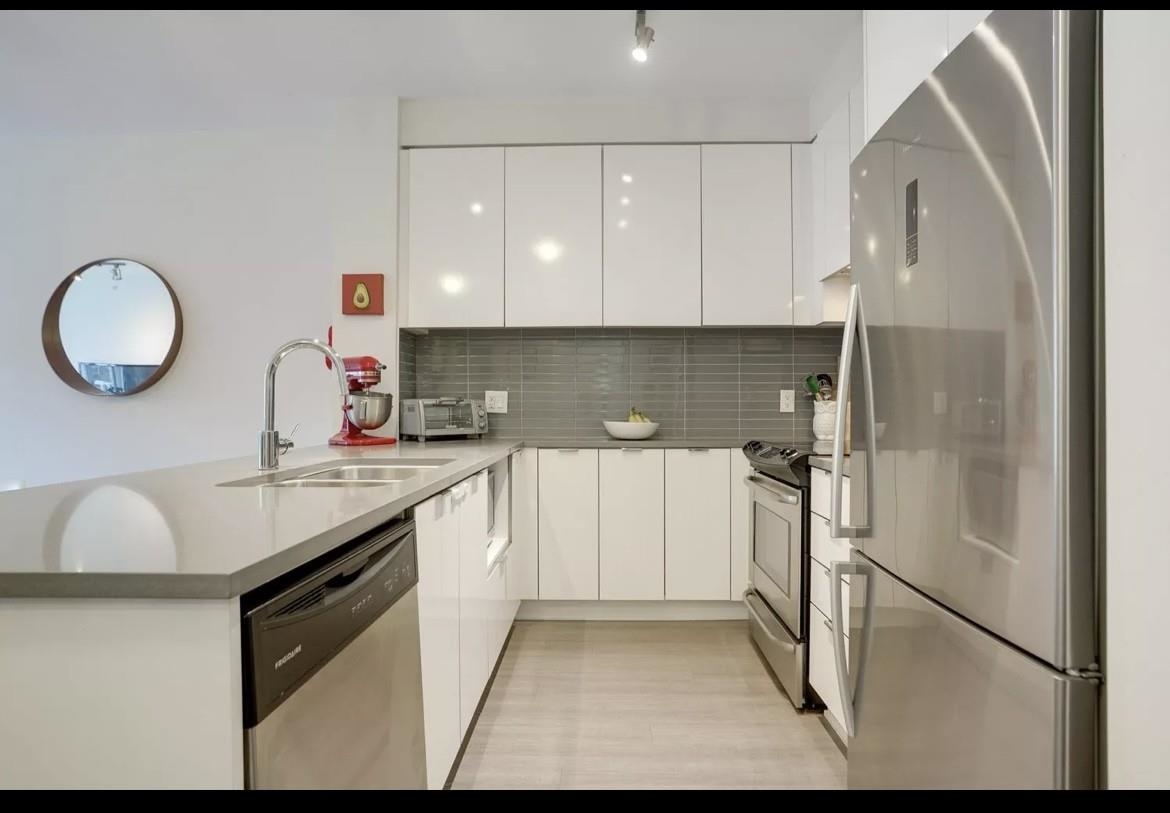Additional image 6 of 103-9877 University Crescent, Burnaby, BC, V5A 0A7
