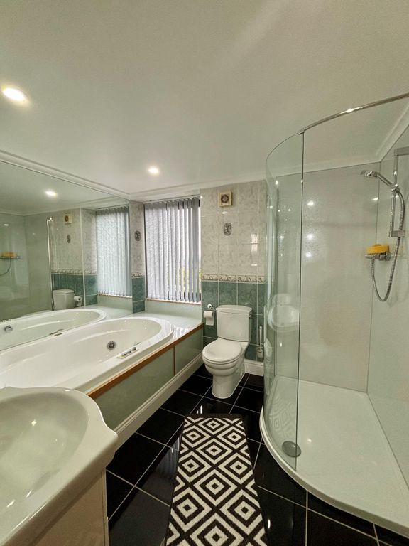 Additional image 15 of 3 bed flat to rentRose Street, Dunfermline KY12