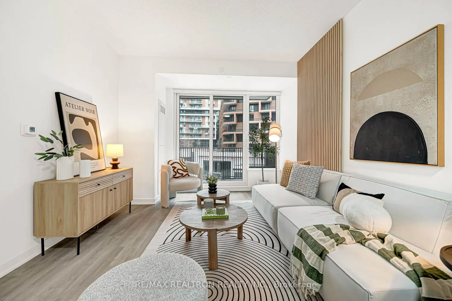 Additional image 5 of 38 Simcoe Promenade 403C