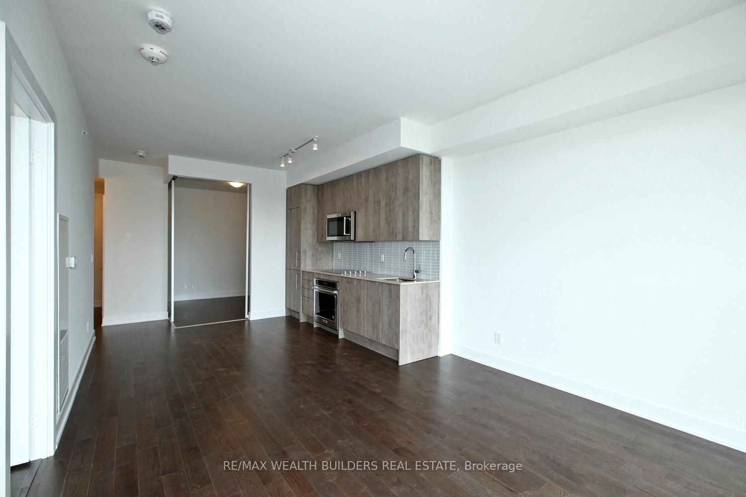 Additional image 4 of 808-181 Bedford Road, Toronto, ON, M5R 1J8