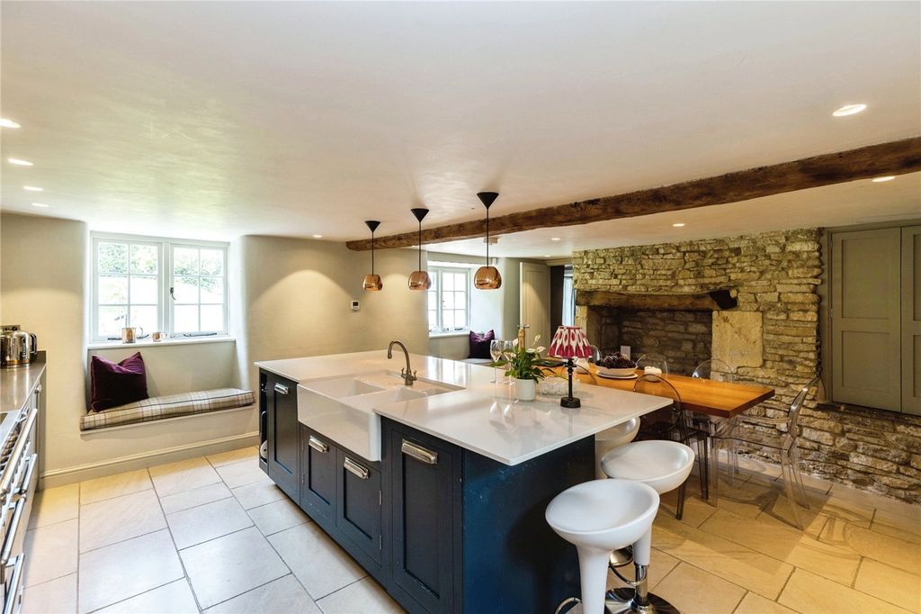 Additional image 3 of 3 bed semi-detached house to rentCowley, Cheltenham, Gloucestershire GL53