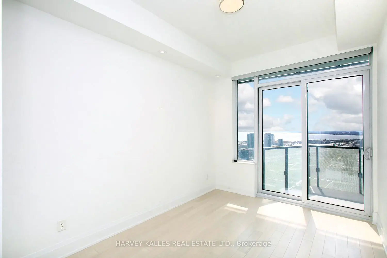 Additional image 19 of 470 Front Street 3405
