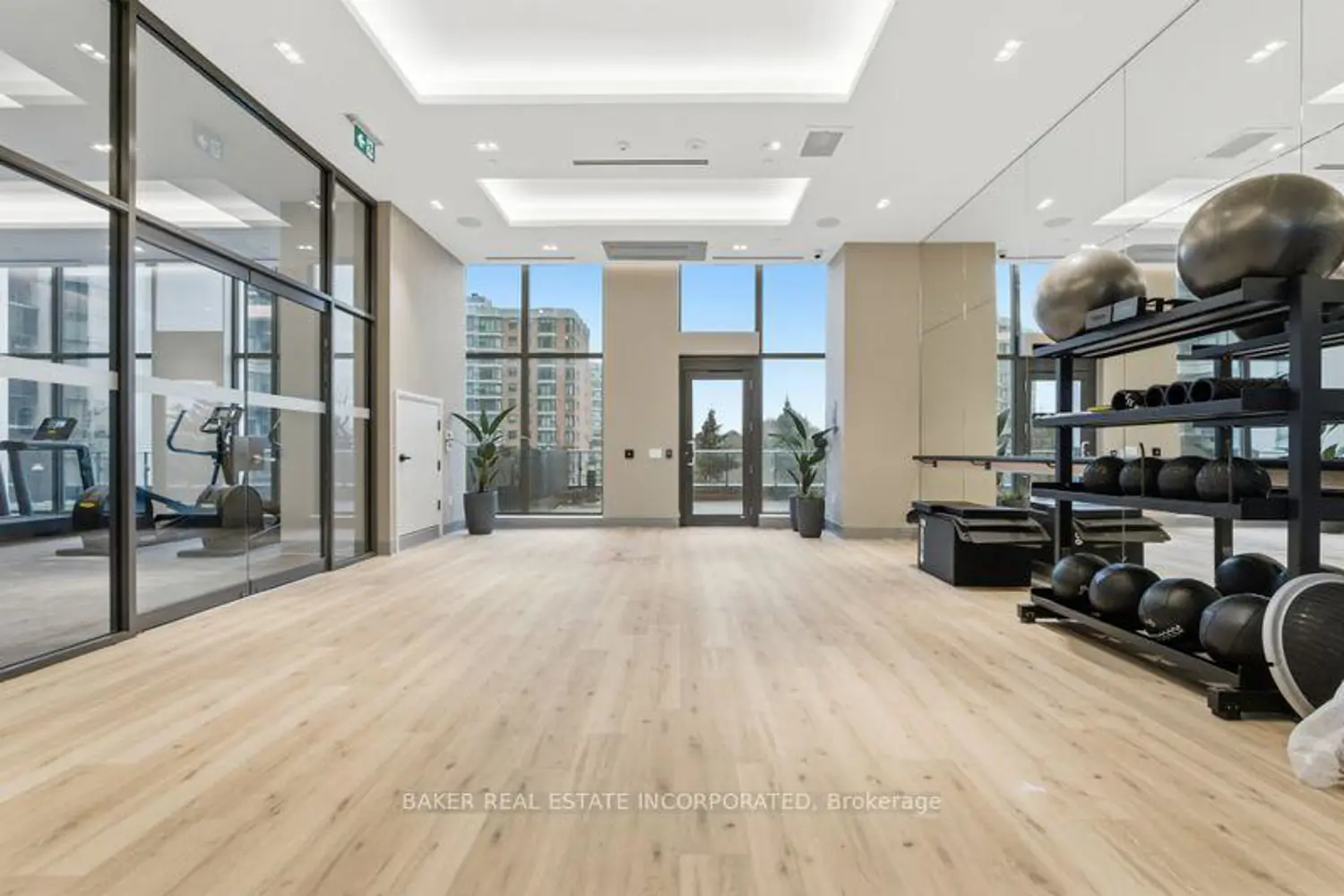 Additional image 17 of 36 Olive Avenue 2103