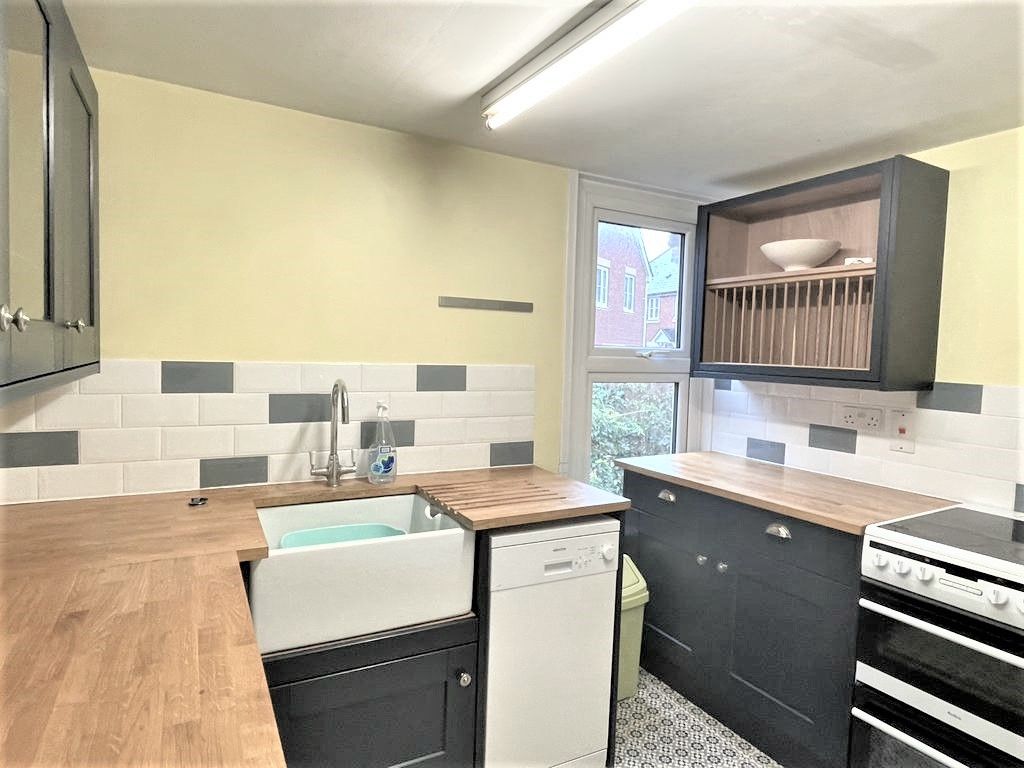 Additional image 3 of 2 bed flat to rentCantilupe Road, Ross On Wye HR9