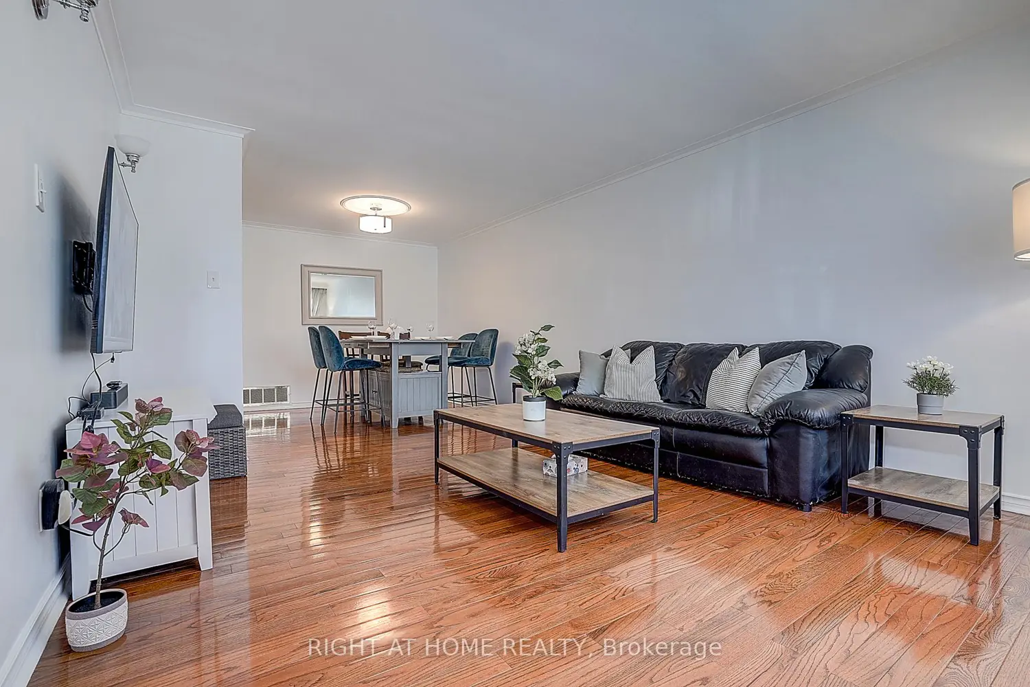 Additional image 3 of 42 Franel Crescent