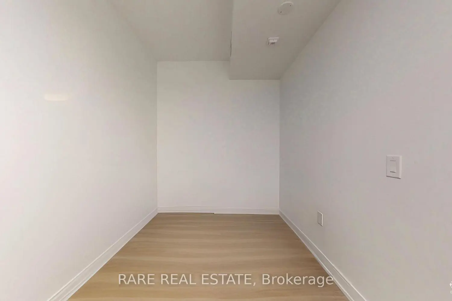 Additional image 13 of 3009 Novar Road 412