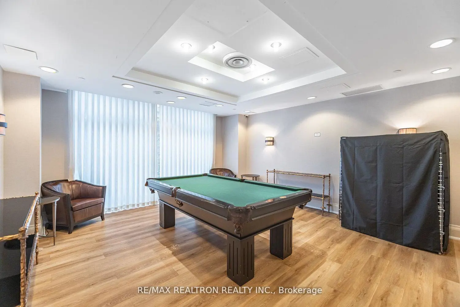 Additional image 17 of 330 Red Maple Road 411