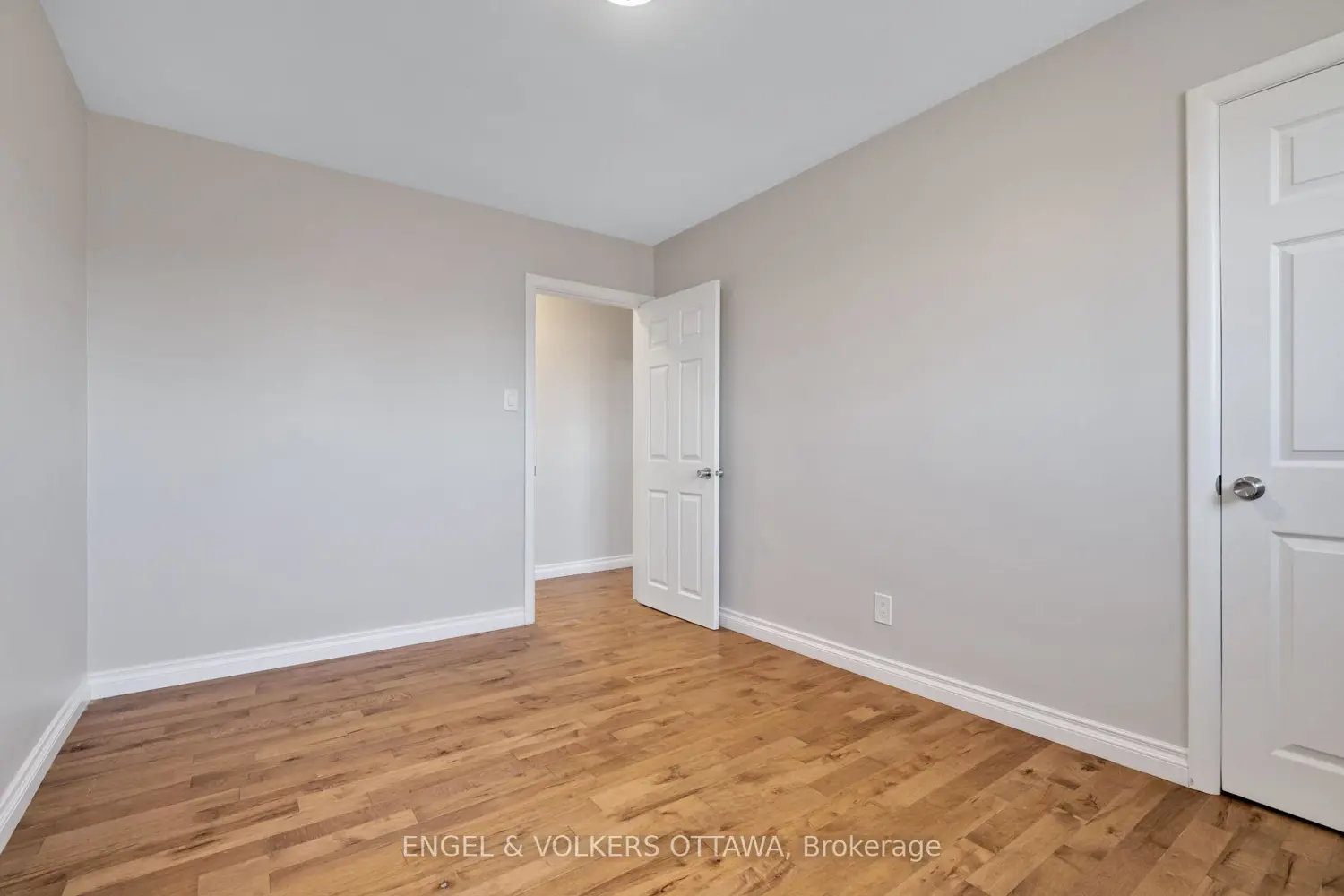 Additional image 11 of 1311 S Avenue