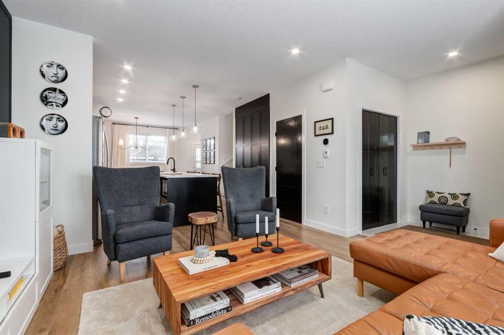 Additional image 4 of 27 D'arcy Boulevard, Okotoks, AB, T1S 5S6