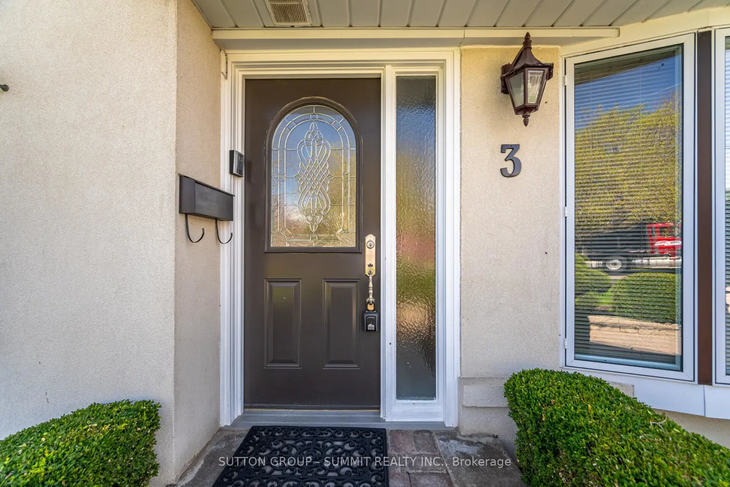 3 Donata Drive photo 2