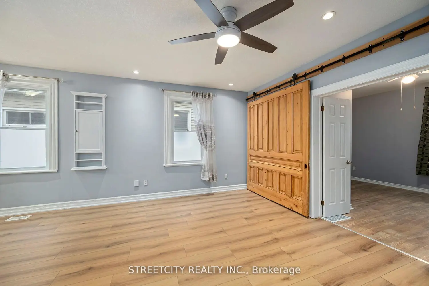 Additional image 6 of 840 Queens Avenue