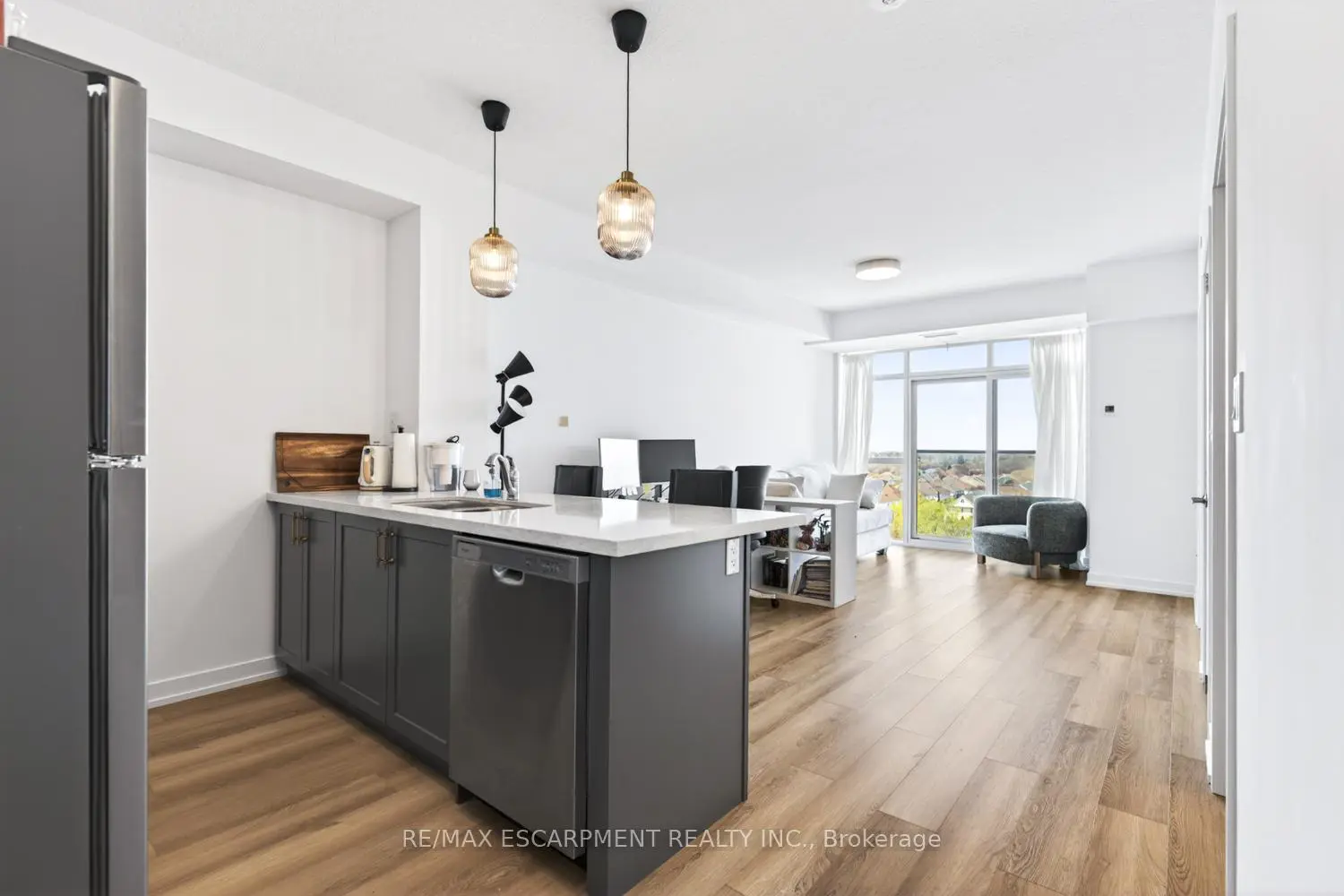 Additional image 11 of 470 Dundas Street 804