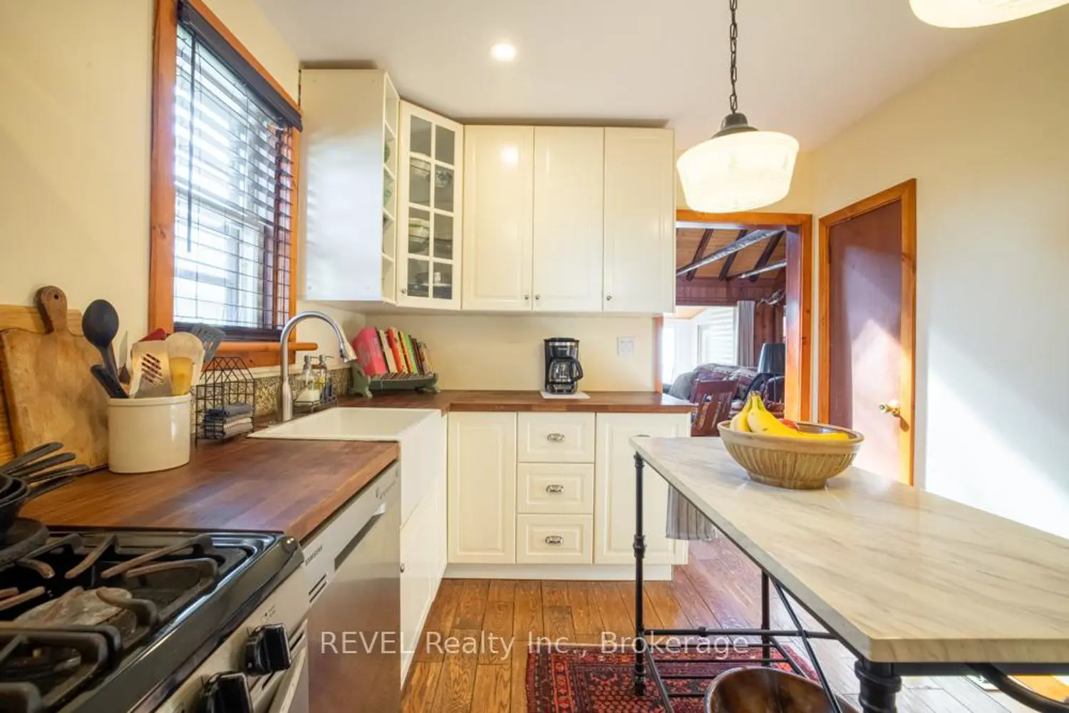 Additional image 8 of 11211 Harbourview Road