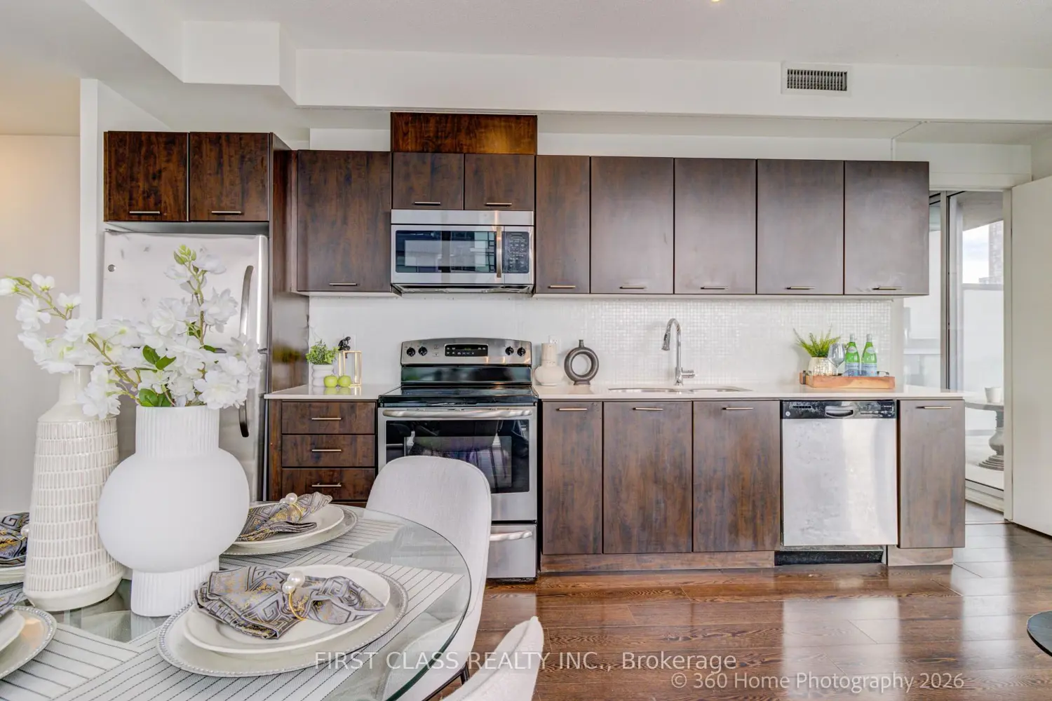 Additional image 4 of 20 Bruyeres Mews 1610