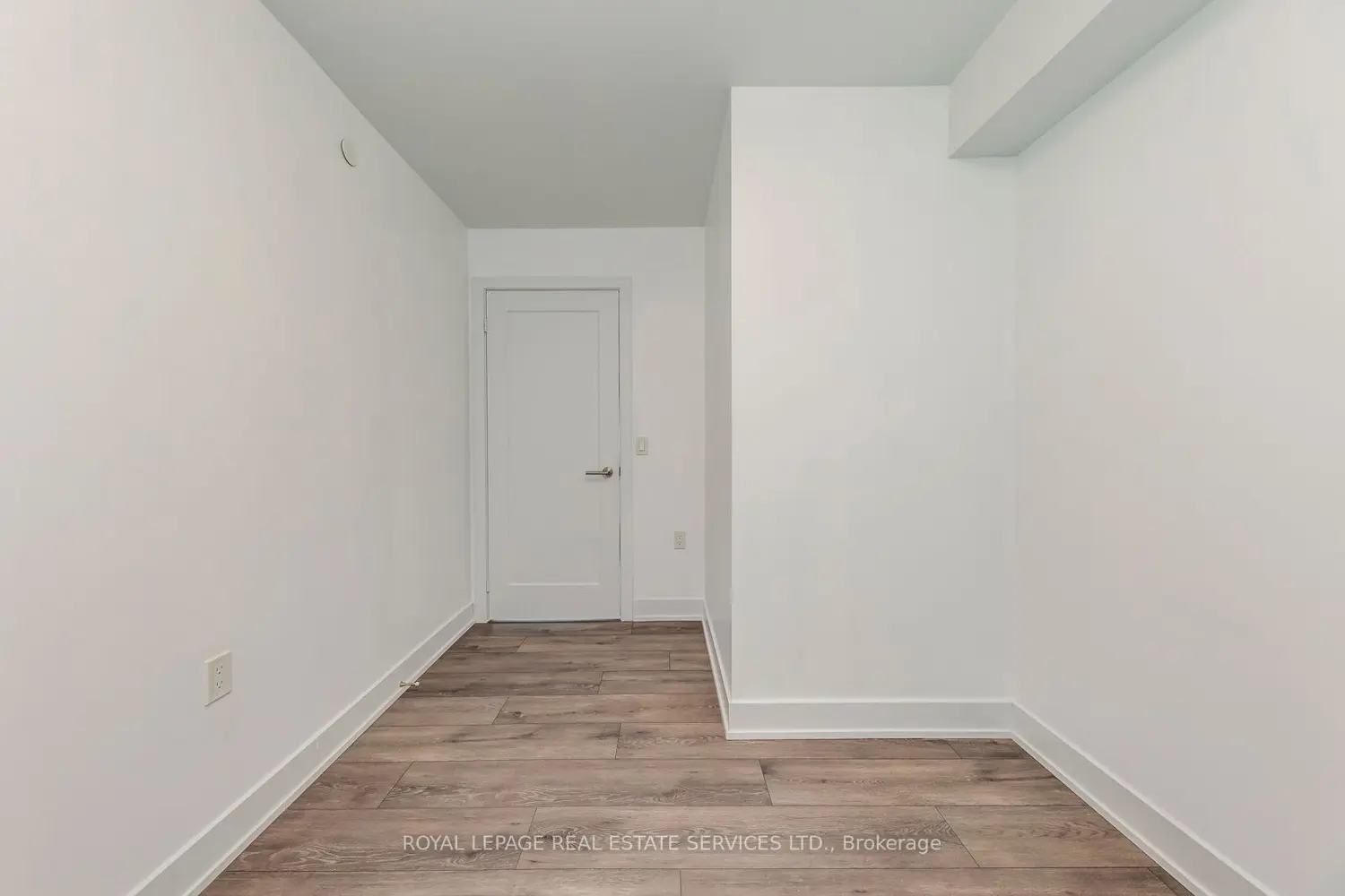 Additional image 16 of 585 Bloor Street 1320