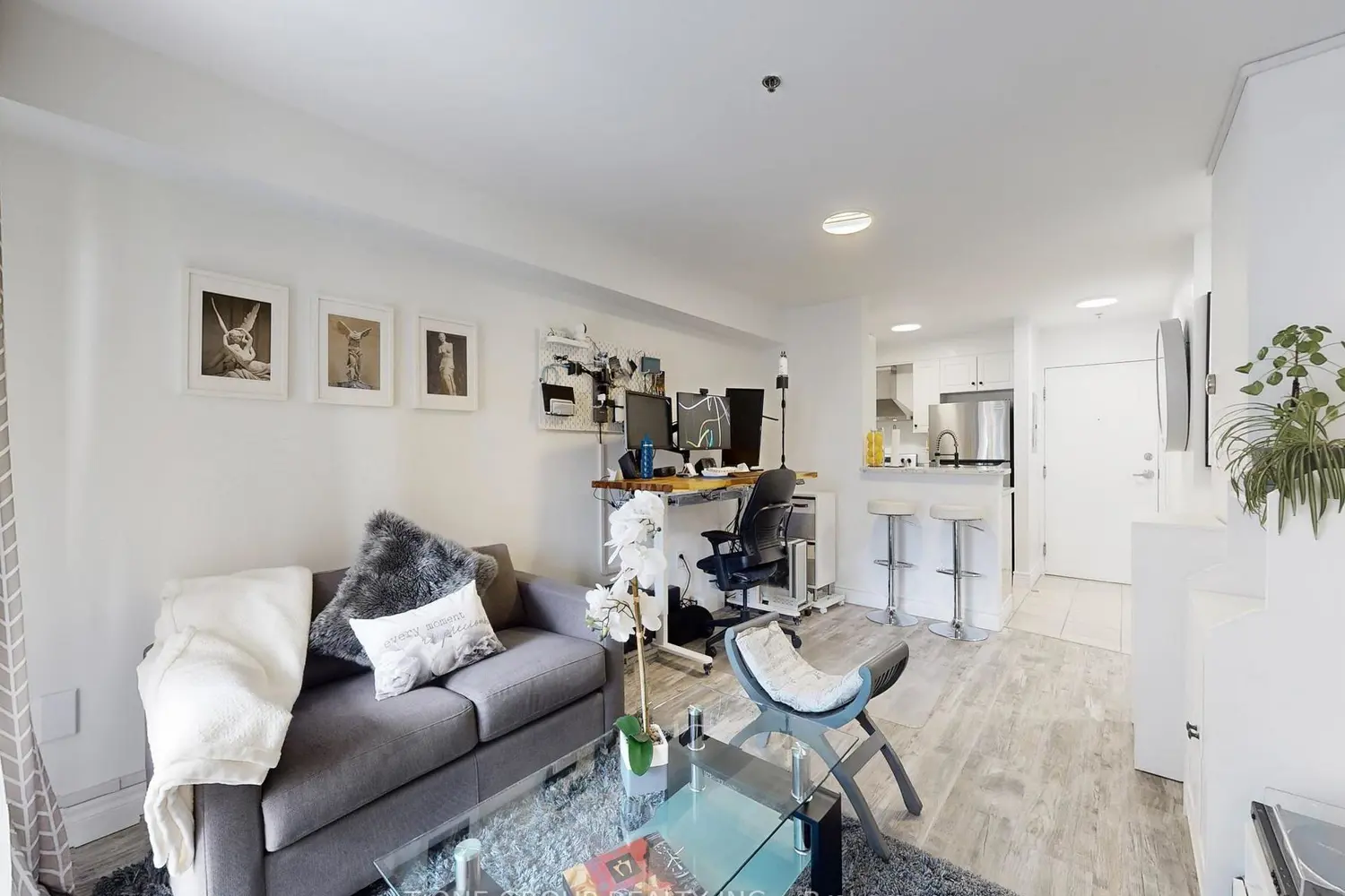 Additional image 2 of 5225 Finch Avenue 217
