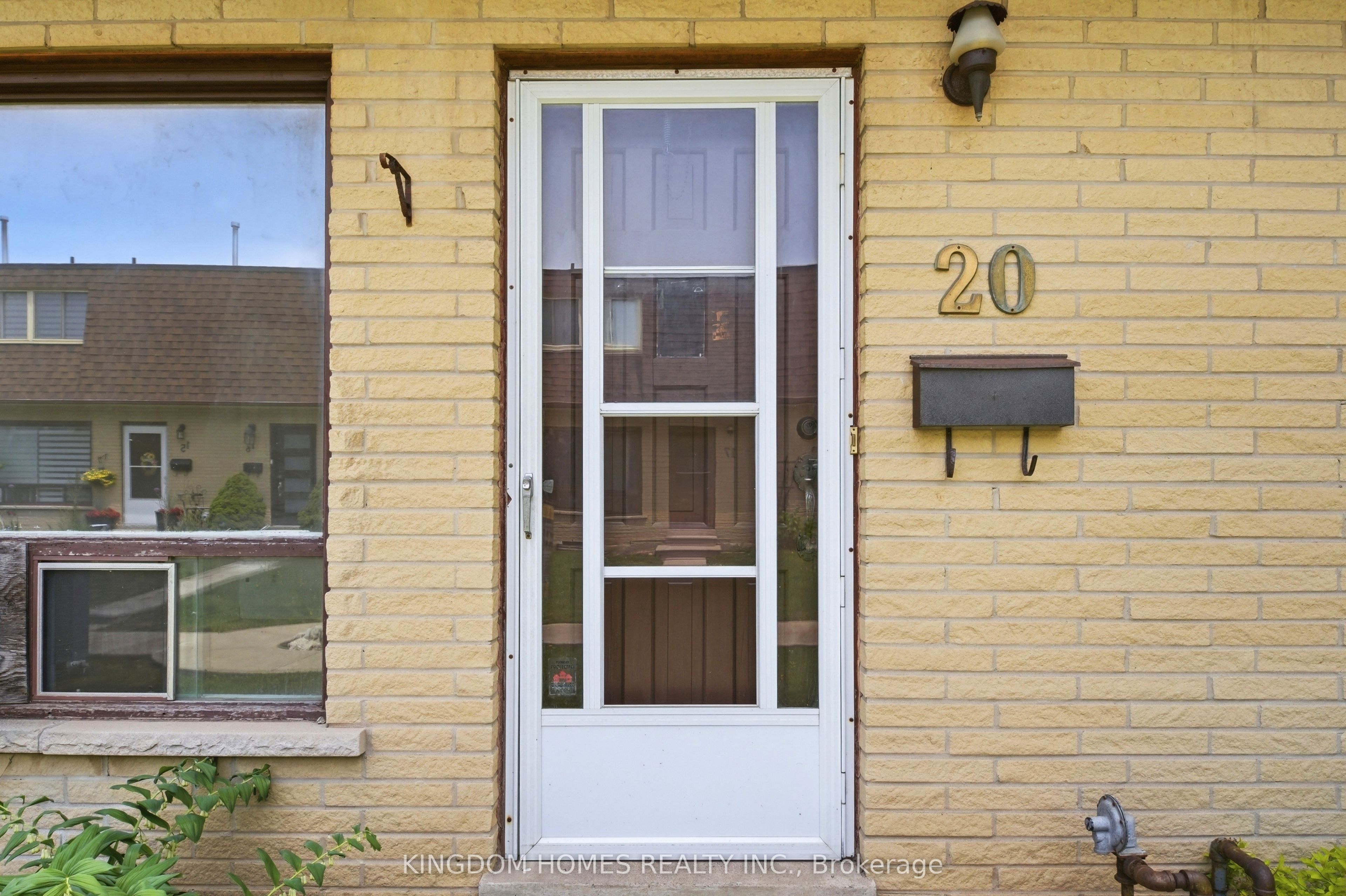 Additional image 4 of 20-20 Mountainview Road S, Halton Hills, ON, L7G 4K3
