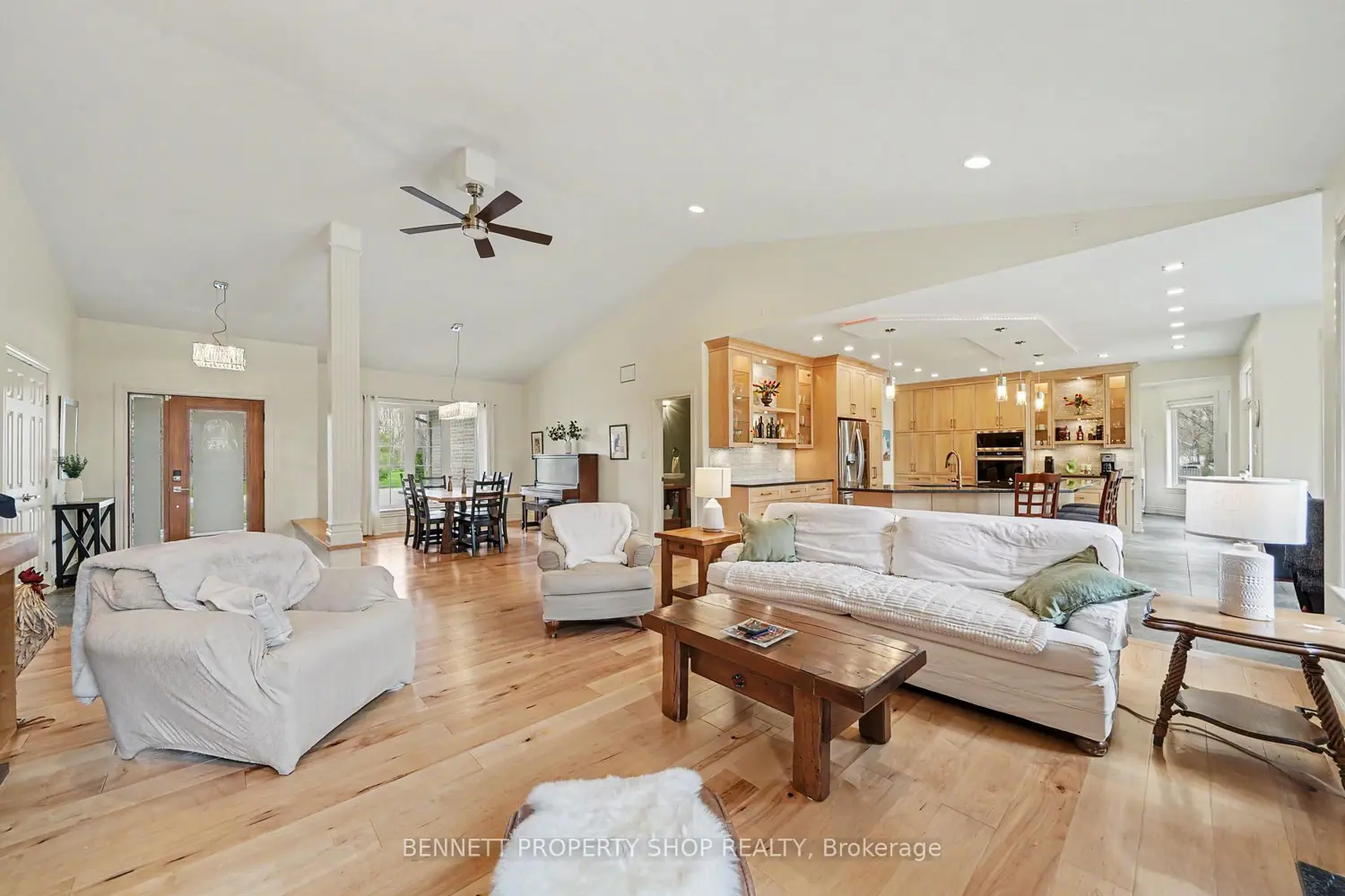 Additional image 3 of 33 D'arcys Way