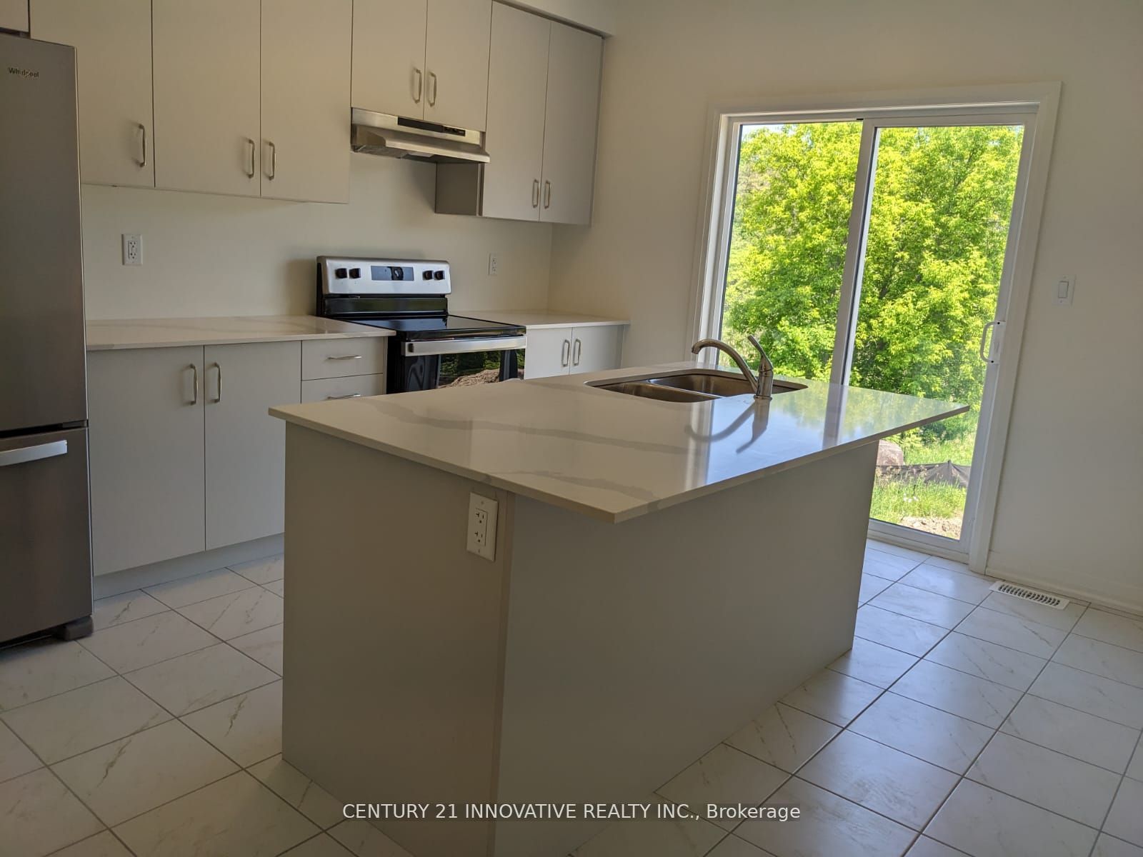 38 Lahey Crescent, Penetanguishene, ON, L9M 0W1